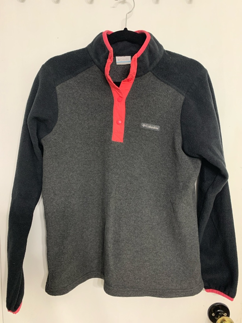 Womens M Columbia Black Grey Hot Pink Fleece Pullover